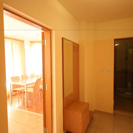 Ξενοδοχείο με διαμερίσματα Sea Grace Νεσέμπαρ