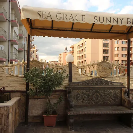 Ξενοδοχείο με διαμερίσματα Sea Grace Νεσέμπαρ